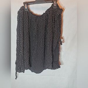 American Eagle Black & white polka dot blouse with ties detail small